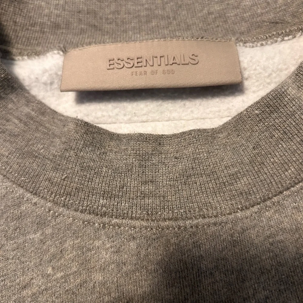 Fear of God Essentials Crew Neck - Picture 5 of 7